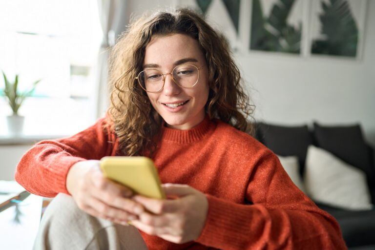 Jak działa internet mobilny i kiedy warto z niego korzystać?